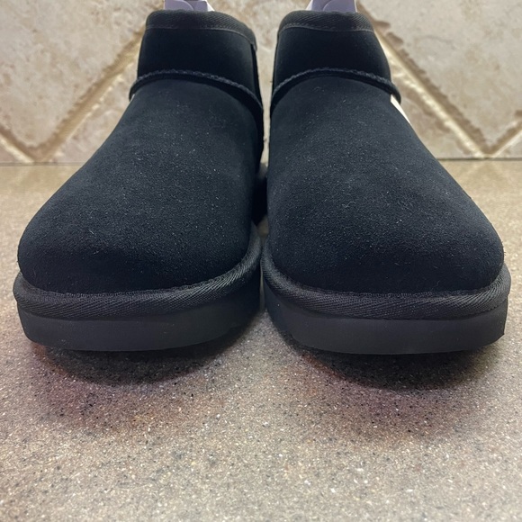 🆕 UGG Classic Ultra Mini Chopd, Black & White Size 8 - Picture 7 of 13